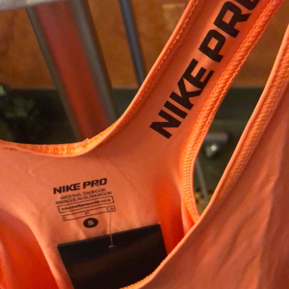 Running Tee - Picture 3 of 3